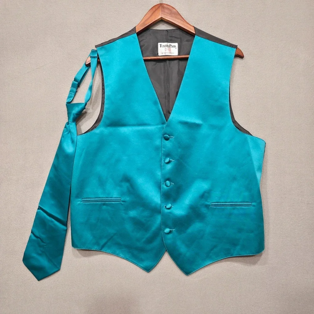 Tuxedo Park Men's Green Tuxedo Vest & Tie Size‎ Large